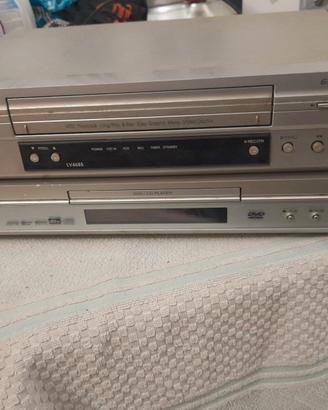 Lettori DVD  CD  e VHS. 