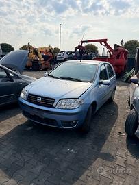 Ricambi Fiat Punto 1.2 8V 5P anno 2006 Codice Moto