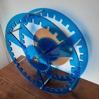 Portacd o dvd rotante da parete, di design