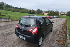 🚗 Renault Twingo 1.2 benzina – 2012 (Euro 5B)