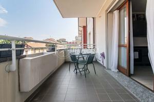 2 locali con terrazzo!!