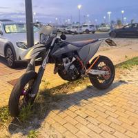 KTM SX-F 250 anno 2021