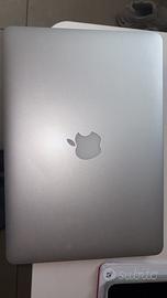 Macbook pro, late 2013  SCHERMO ROTTO