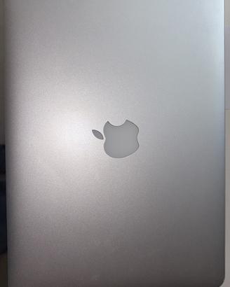 Macbook pro, late 2013  SCHERMO ROTTO