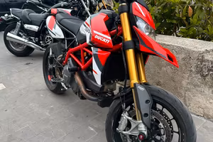 HYPERMOTARD 950 SP