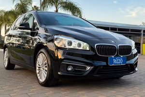 Bmw 218d Active Tourer Luxury Auto Led Navi Pelle