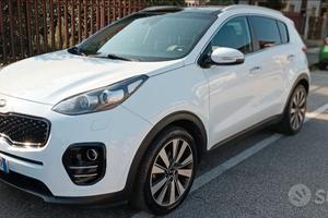 Kia Sportage 1.7 CRDI iperfull tetto navi bixeno 