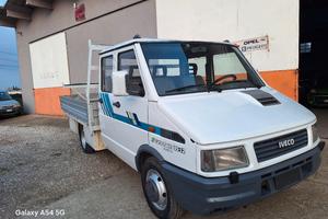 iveco daily 35.12 doppia cabina  