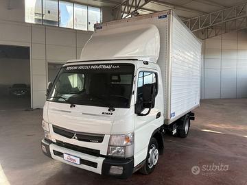 Mitsubishi Trucks Canter furgone intercambiabile