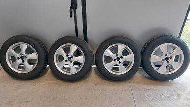 Gomme invernali 185/65R15 con cerchi in lega