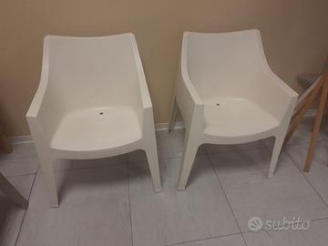 Panchine e sedie d'arredamento 