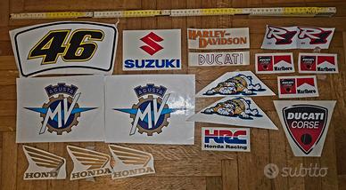 lotto vari adesivi moto