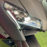 YAMAHA TMAX 560 2025,FULL LED
