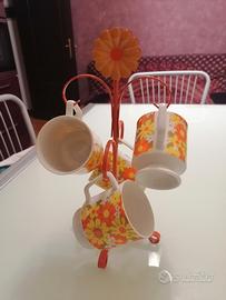 Set 4 tazze + espositore 