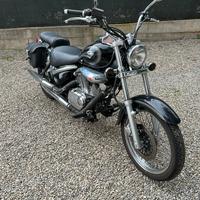 Suzuki intruder 250