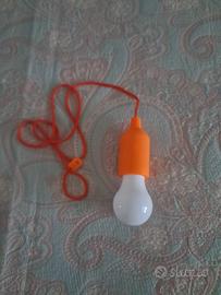 Lampada nuova a  led a pile