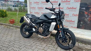 Husqvarna Svartpilen 801 ANNO 2025 KM 6.612