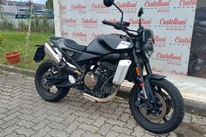 Husqvarna Svartpilen 801 ANNO 2025 KM 6.612