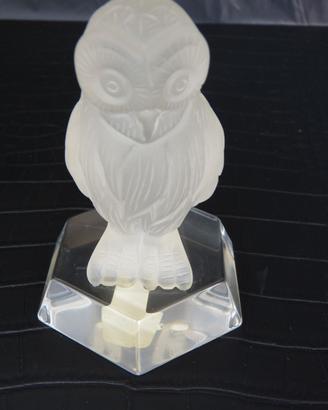 Scultura Gufo Fermacarte Lalique in Cristallo
