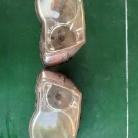 Chrysler Voyager IV fanali fari anteriori