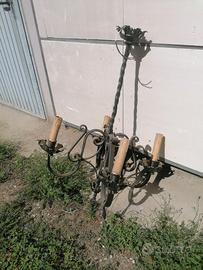 lampadario in ferro battuto