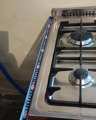 cucina compatta con forno
