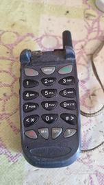 0843-Cellulare Motorola V51