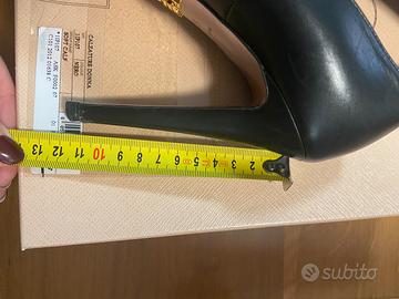 Scarpe Prada nere con tacco