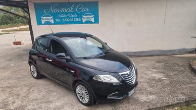 Lancia Ypsilon 1.2 69 CV 5 porte GPL Ecochic Gold