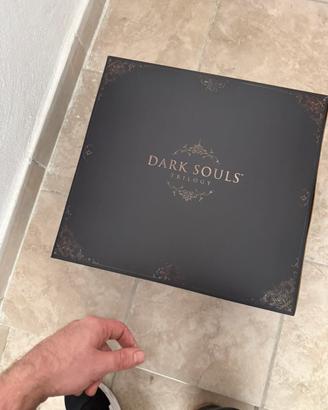 Collector edition dark souls trilogy solo statua