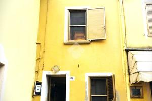 CASA DI CORTE A VARANO DE' MELEGARI