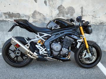 Triumph Speed triple 1200rs