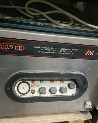 Macchina sottovuoto a campana ORVED VM-18,