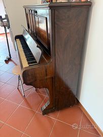 Pianoforte verticale