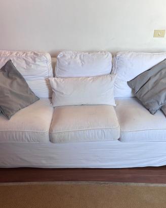 Divano letto matrimoniale IKEA 3 posti