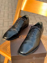 Scarpe TOD'S stringate in pelle