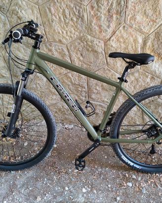 mountain bike assemblata