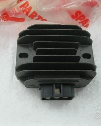 Regolatore di tensione aprilia scarabeo