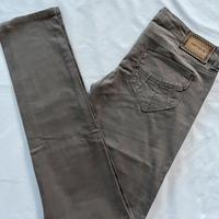 Pantaloni a vita bassa marroni