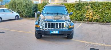 JEEP CHEROKEE 2.8