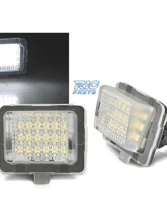 LUCI TARGA A LED MERCEDES W204 W205 W212 W221 W222