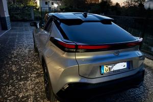 TOYOTA CHR Plug in PHEV come nuova