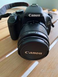 Canon EOS 600D + custodia originale e kit pulizia