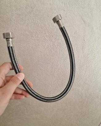tubo flessibile rubinetto 
