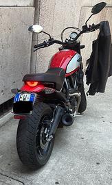 Ducati Scrambler 800 Icon red