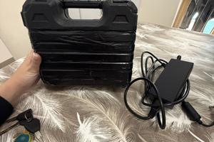 Batteria e caricatore + scooter ztech