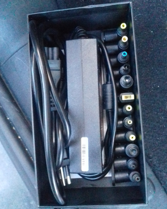 Tecno carica batterie multiplo