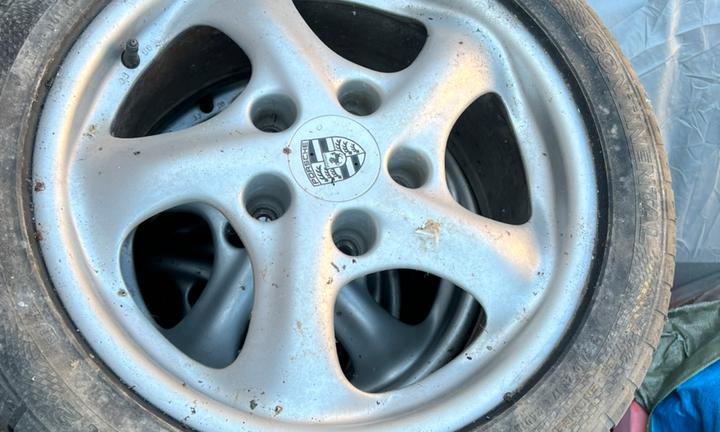 Cerchi e gomme porsche 17 pollici