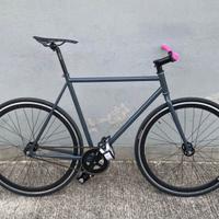 Bicicletta a scatto fisso