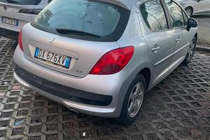 Peugeot 207 1.4 Benzina